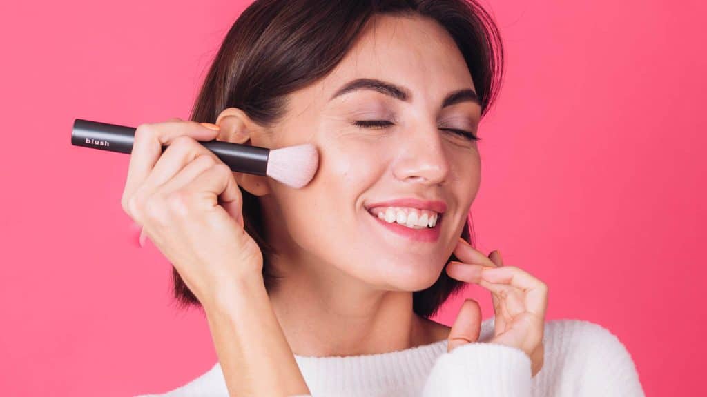 How to apply blush?